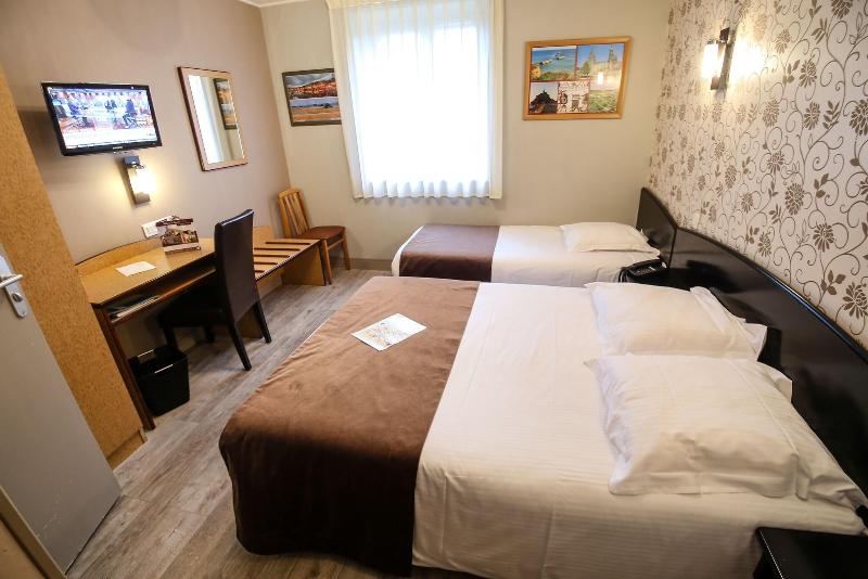 חדר סופריור, Le Bayeux