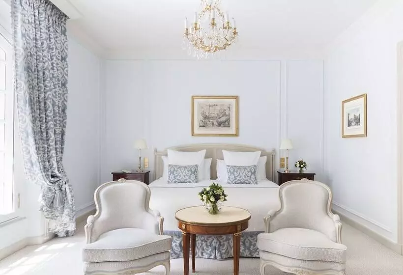 デラックスルーム, Le Bristol Paris  An Oetker Collection