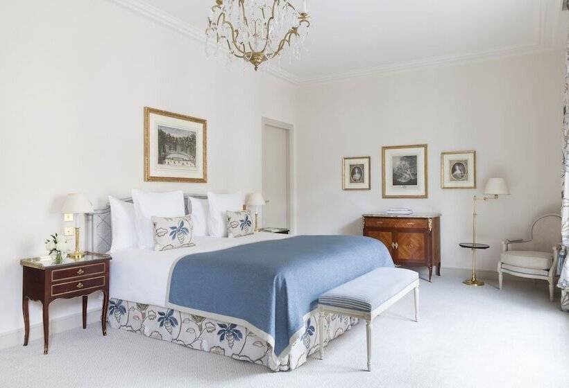 Chambre Prestige, Le Bristol Paris  An Oetker Collection