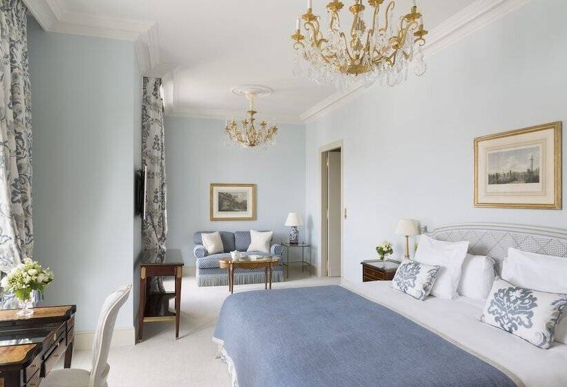 Junior Suite, Le Bristol Paris  An Oetker Collection