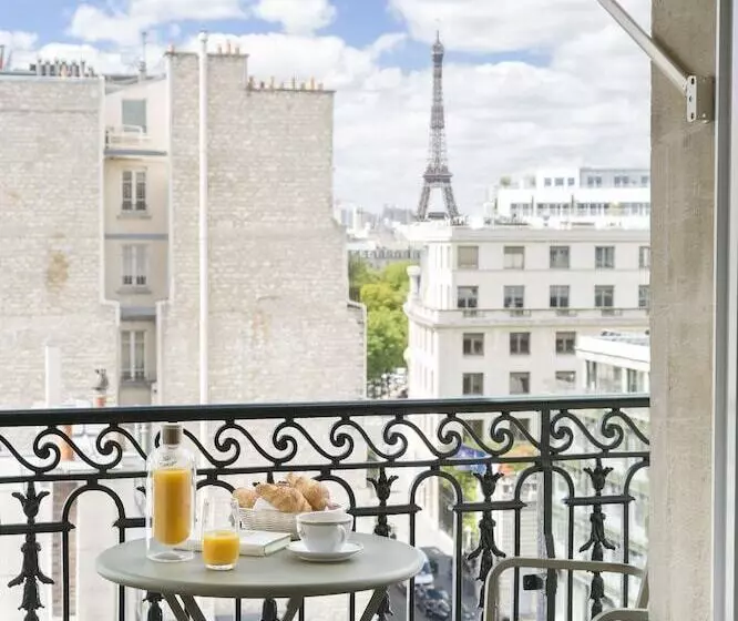 ジュニアスイート, Le Bristol Paris  An Oetker Collection