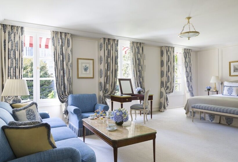 Junior Suite, Le Bristol Paris  An Oetker Collection