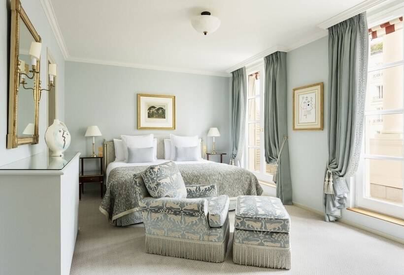 Suite avec Terrasse, Le Bristol Paris  An Oetker Collection