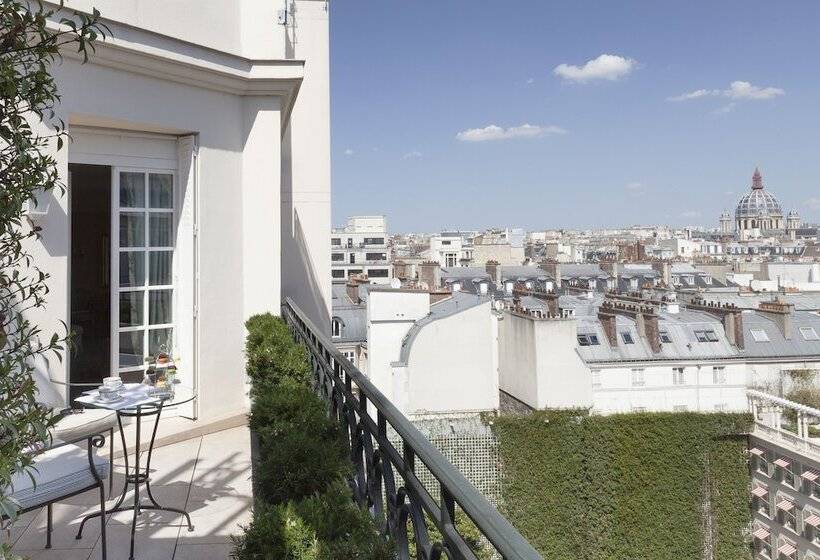 Suite avec Vues, Le Bristol Paris  An Oetker Collection