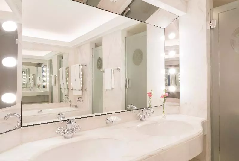 Chambre Executive, Le Bristol Paris, Oetker Hotels