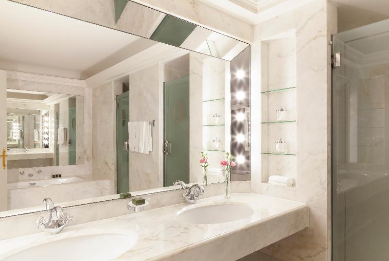 ガーデンビューデラックスルーム, Le Bristol Paris  An Oetker Collection