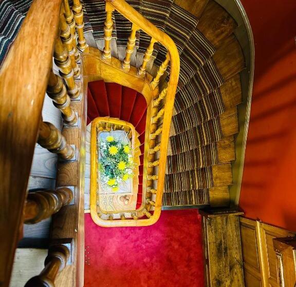 Номер Стандартный с Видом, & Restaurant Le Central Trouville