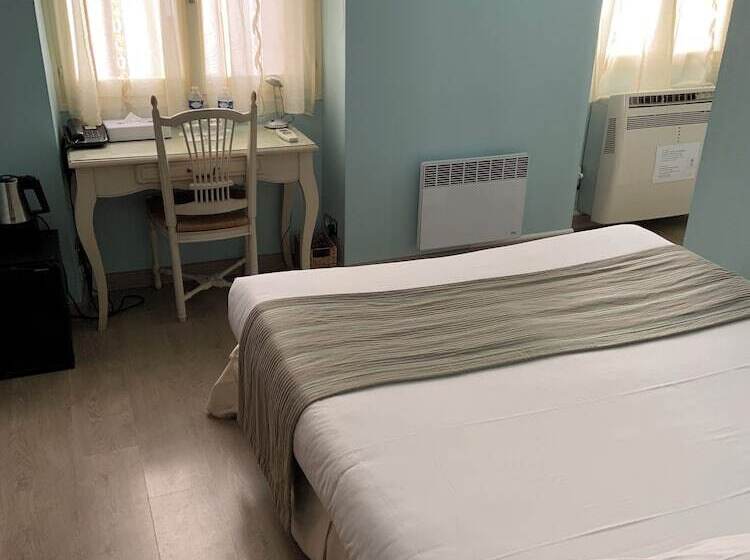 四人标准间, Le Medieval Palais Des Papes