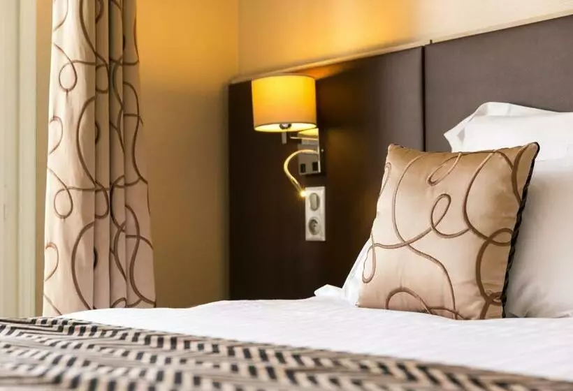 オーシャンビュースタンダードルームバルコニー付き, Logis Hôtel Restaurant Le Goyen