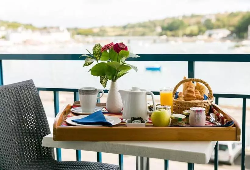 海の見えるコンフォートルーム, Logis Hôtel Restaurant Le Goyen