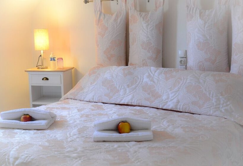 Номер Стандарт, Logis Hôtel Et Restaurant Du Dauphin