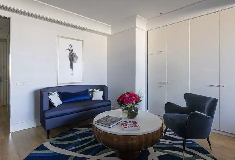 Junior Suite avec Terrasse, Martinez, In The Unbound Collection By Hyatt