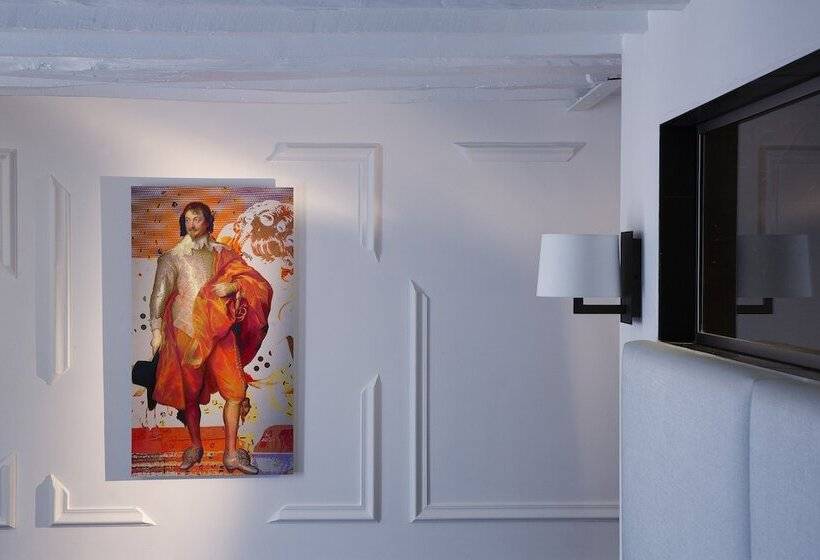 テラス付きスタンダードルーム, Moliere