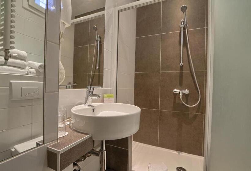 スーペリアファミリールーム, Mondial