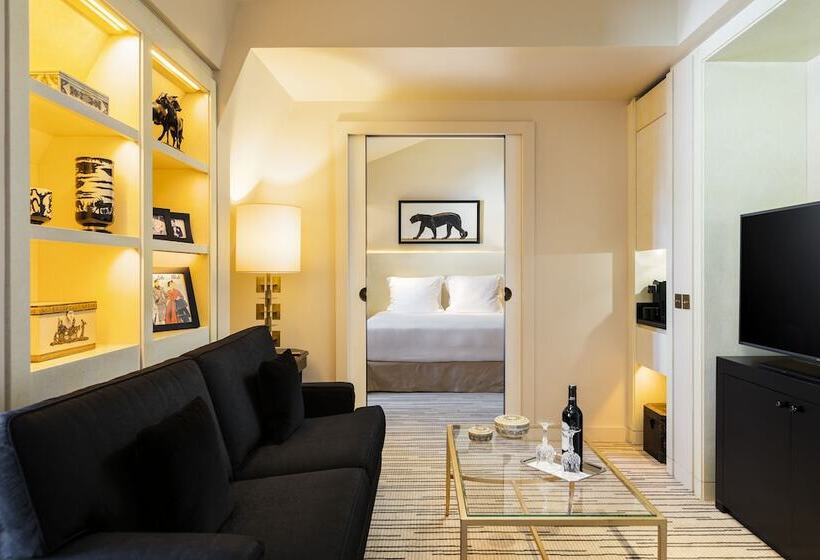 シティビュースイート, Montaigne