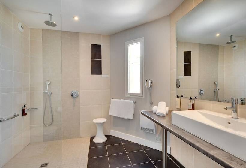 Номер Стандарт Вид на Море, & Spa Les Mouettes