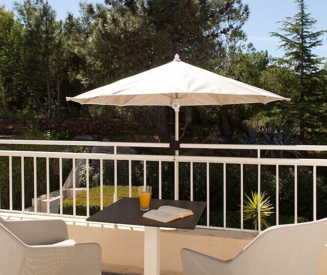 Номер Стандарт Вид на Сад, & Spa Les Mouettes