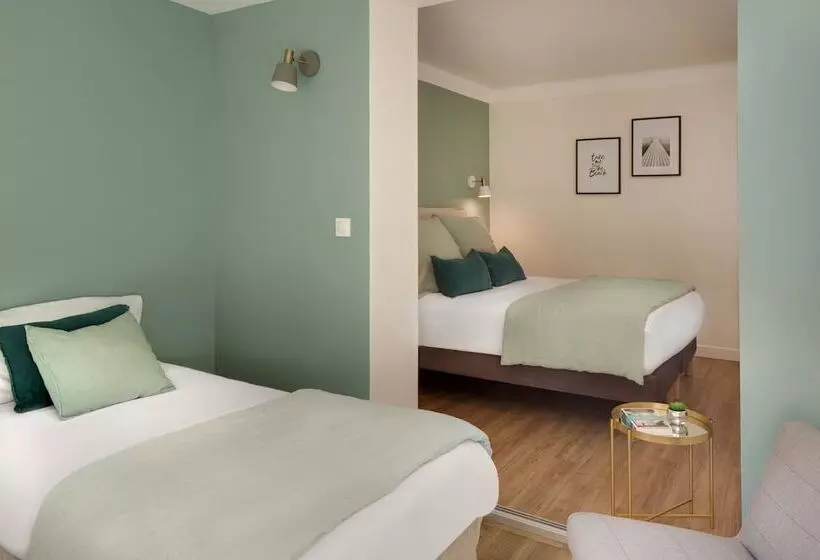 Standard Kolmen Hengen Huone Puutarhanäkymä, & Spa Les Mouettes