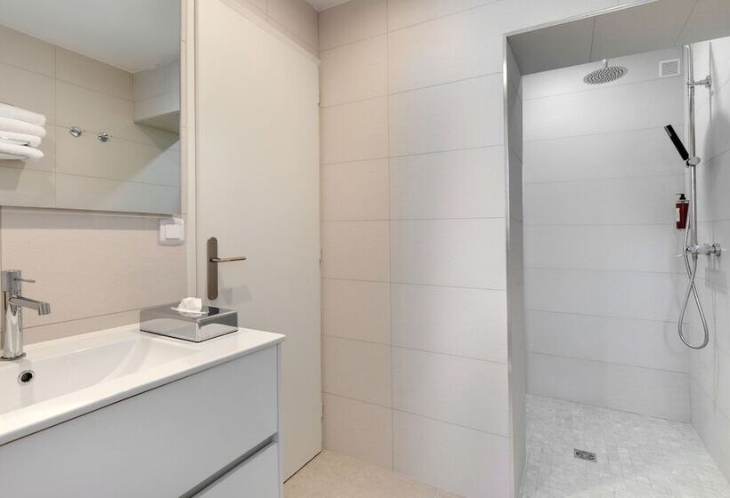 Семейный Номер, & Spa Les Mouettes