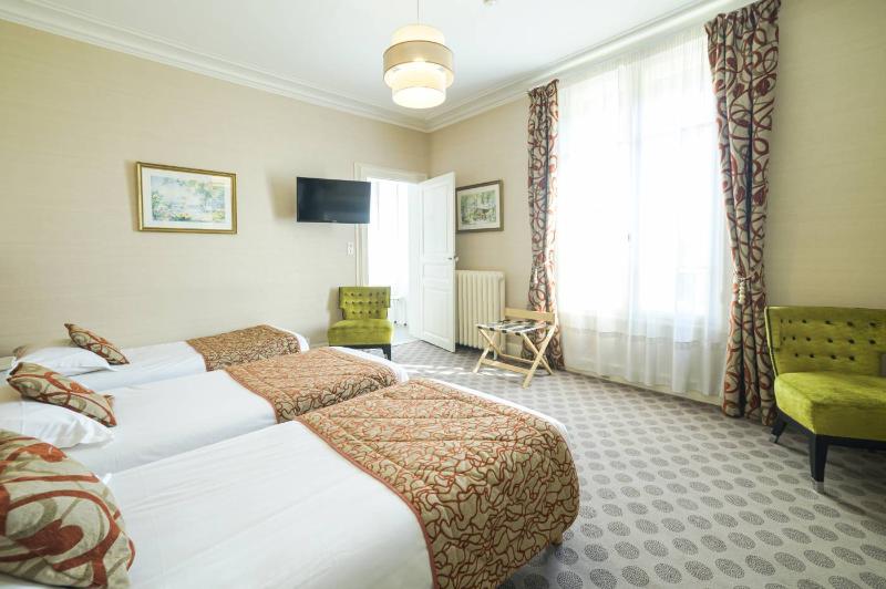 Семейный Номер, The Originals Boutique, Hôtel Normandie, Auxerre