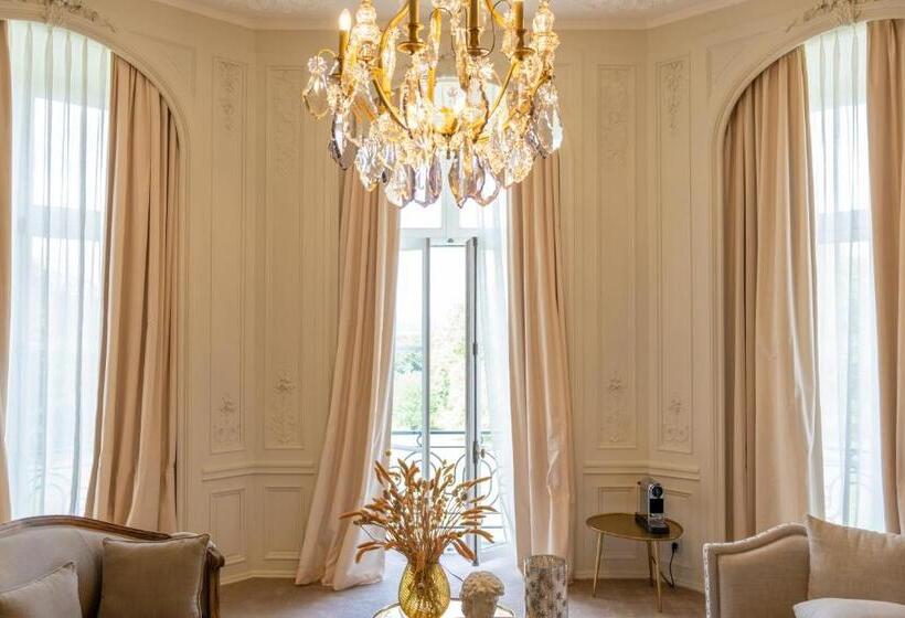 Люкс Повышенной Комфортности, Novotel Domaine de Maffliers Paris Val D' Oise