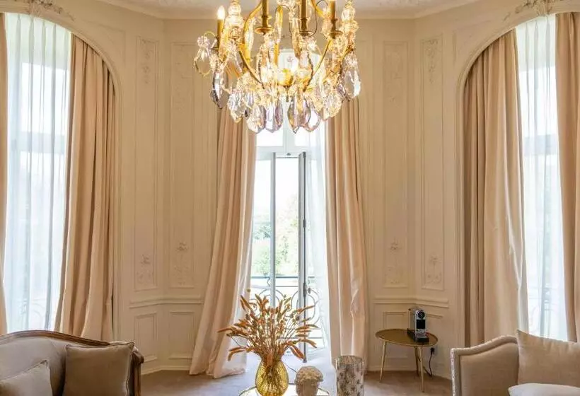 Deluxe-sviitti, Novotel Domaine de Maffliers Paris Val D' Oise