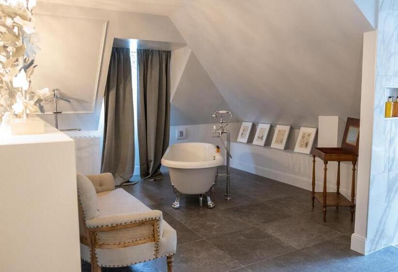 디럭스 스위트, Novotel Domaine de Maffliers Paris Val D' Oise