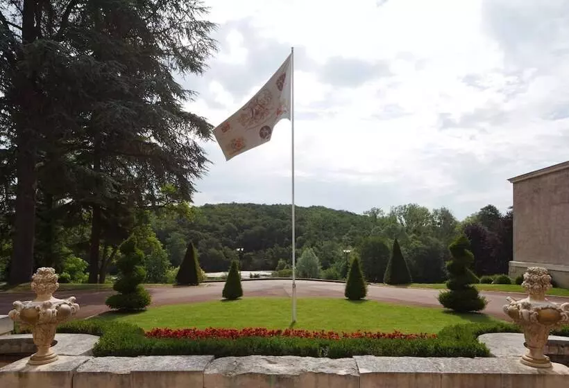 スイート（家族用）, Chateau De Beauvois  La Maison Younan