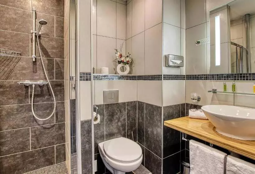 コンフォートルーム, Cit Hotel La Résidence