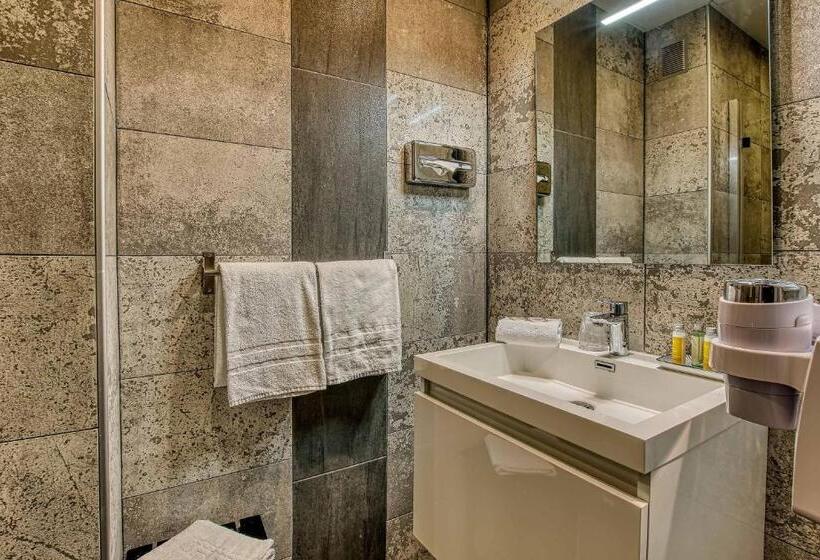 컴포트 룸, Cit Hotel La Résidence