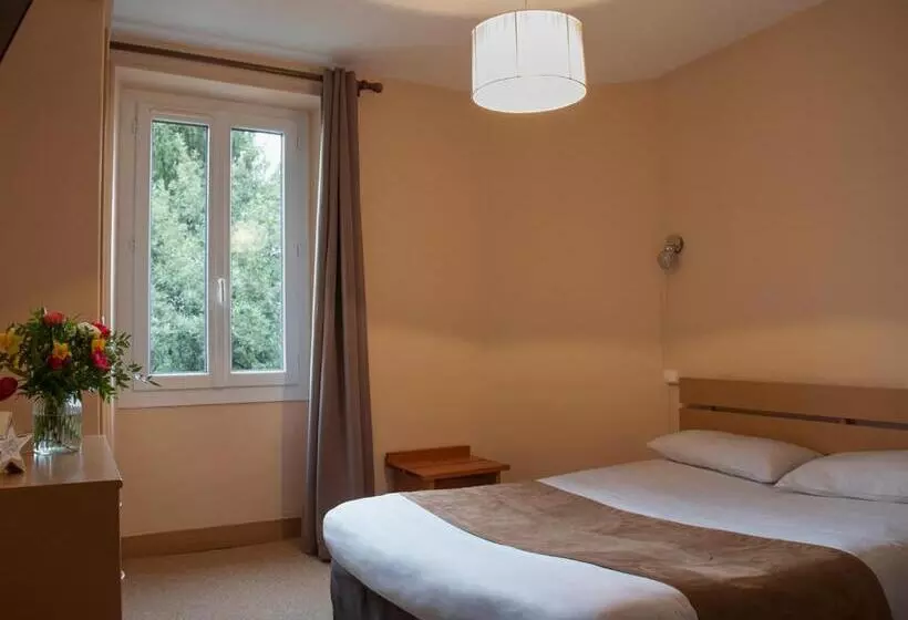 Chambre Standard, Des Pyrenees