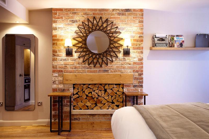 スタンダードトリプルルーム, Dwin