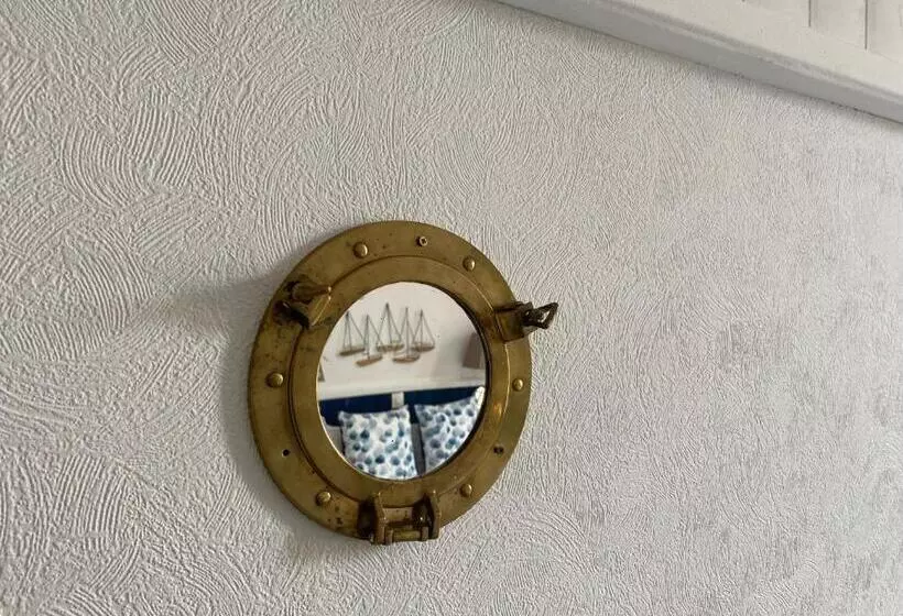 コンフォートトリプルルーム, Hôtel Bien être Aux Cyprès De Marquay