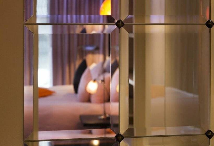 プレステージスイート, Le Chat Noir