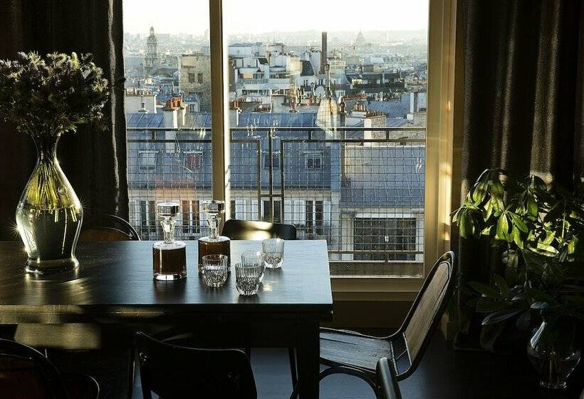 プレステージスイート, Le Chat Noir