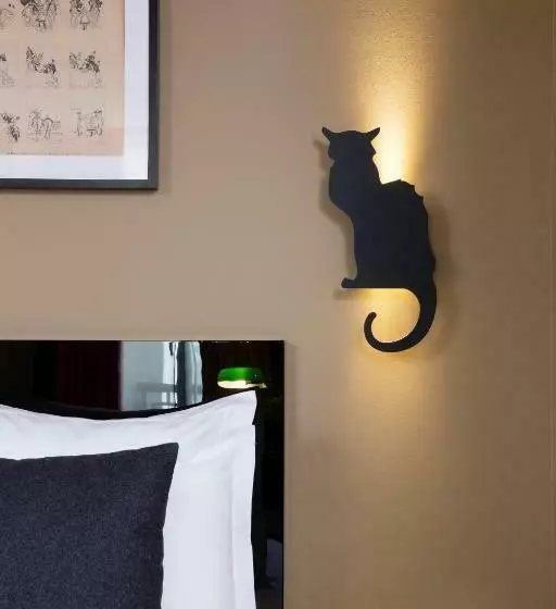 Deluxe 3 Pers. Værelse, Le Chat Noir