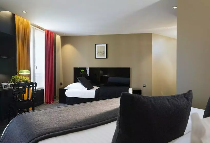 Deluxe 3 Pers. Værelse, Le Chat Noir