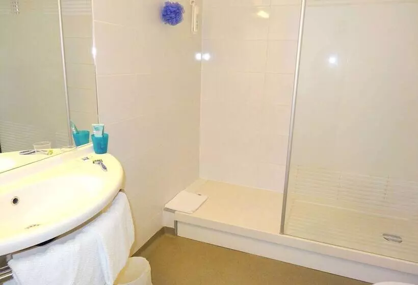 Chambre Standard, Ibis Budget Marnelavallée