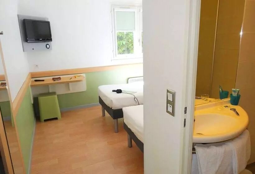 Chambre Standard, Ibis Budget Marnelavallée