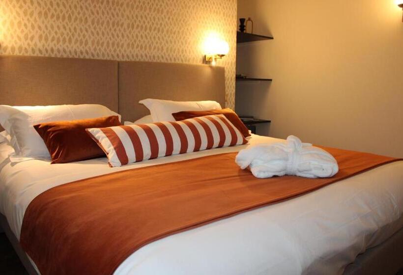 חדר דחוקס עם מיטת קינג, Hôtel La Truffe Noire