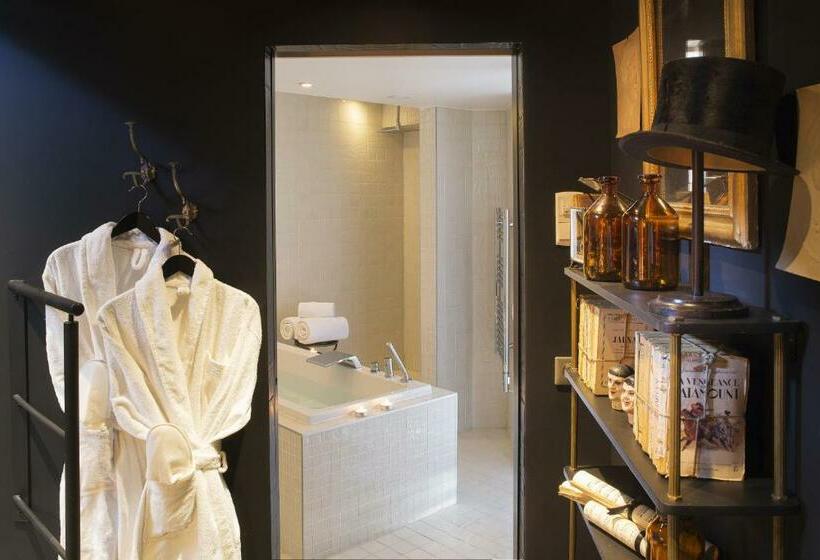 プレステージスイート, Le Chat Noir