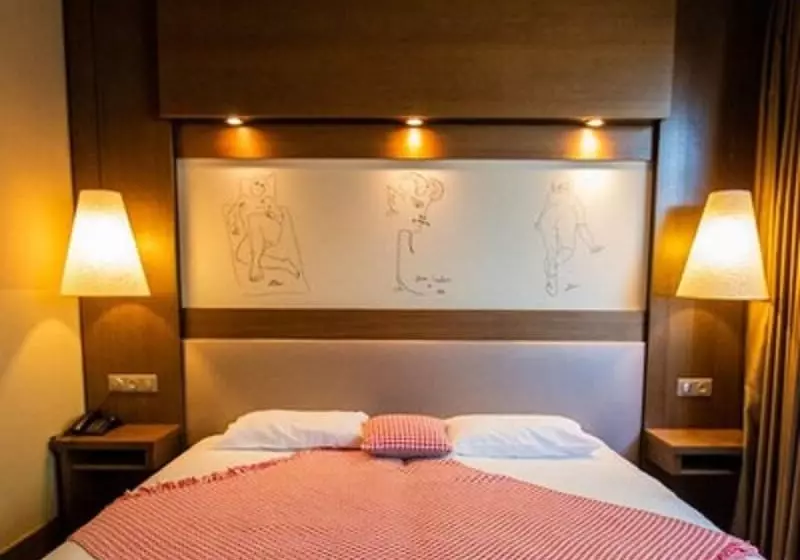 Standard Interior Room, Le Safari Hotel Restaurant
