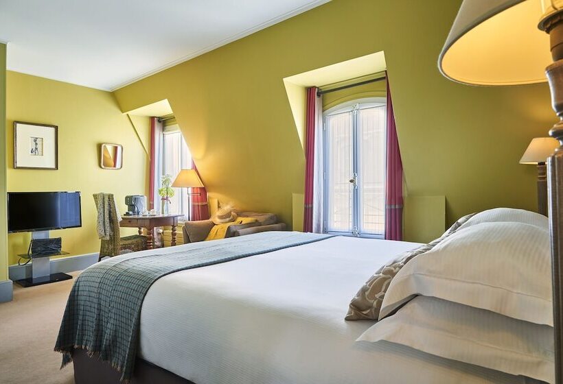 اتاق لوکس, Hôtel Sainte Beuve