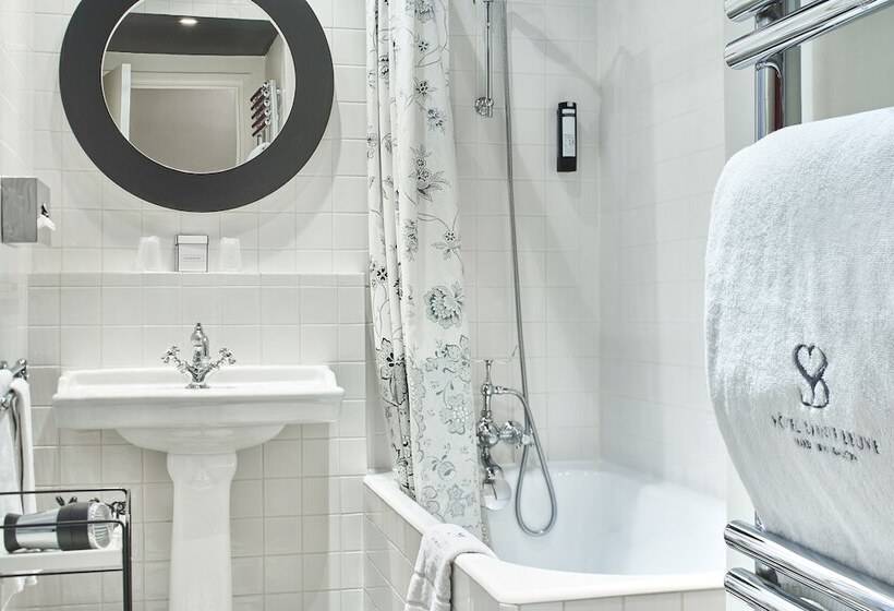 اتاق کلاسیک, Hôtel Sainte Beuve