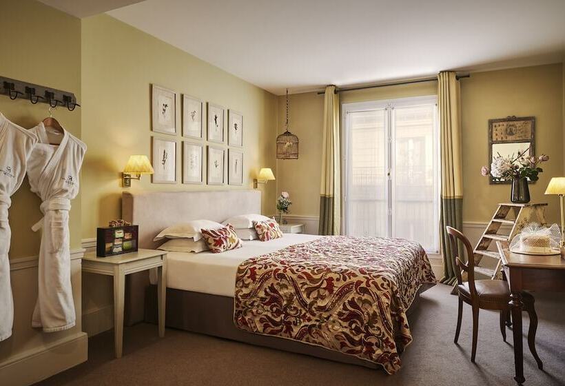 سوییت جونیور, Hôtel Sainte Beuve