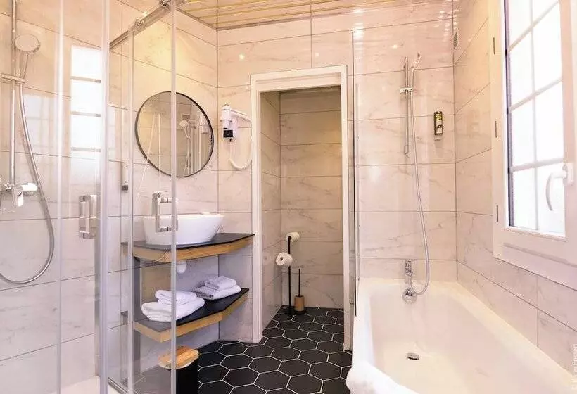 スーペリアールーム, Hostellerie Saint Pierre