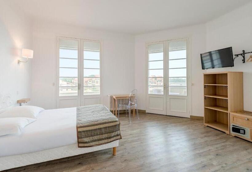 수피리어 룸, Ocean