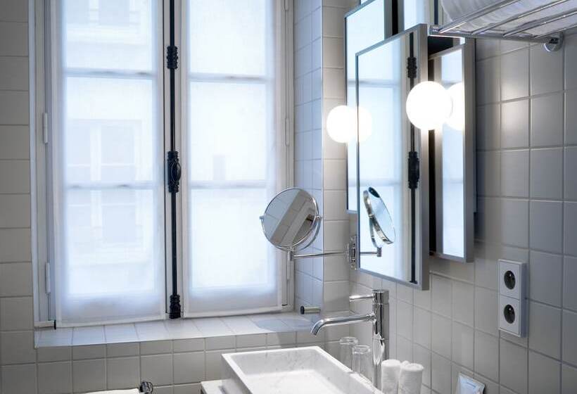 デラックスルーム, Saint Dominique