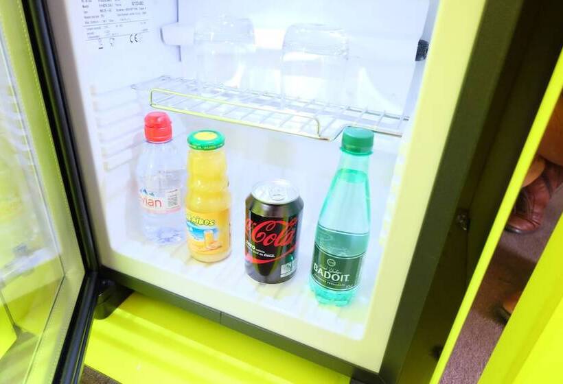 デラックスルーム, Saint Dominique