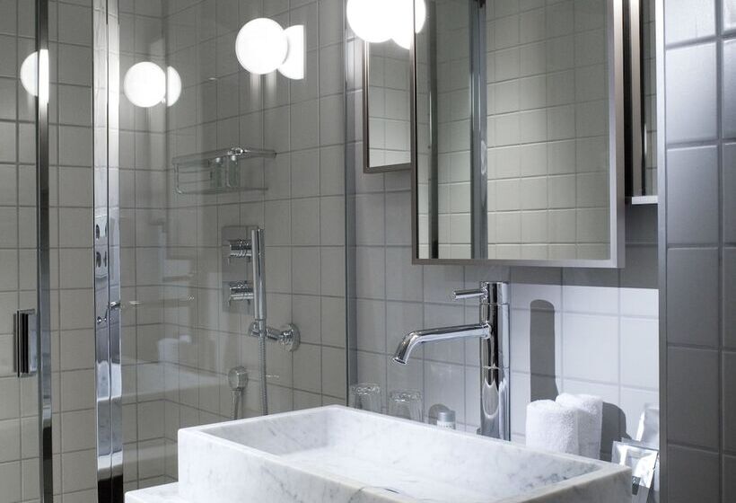 コンフォートルーム, Saint Dominique